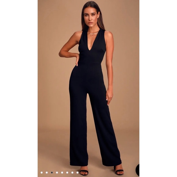 Lulus Pants - NWT Lulu’s Thinking Out Loud Black Backless Jumpsuit